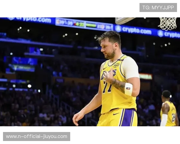 NBA湖人阶段性疯狂得分潮席卷全场：从看球到体验的情感共振